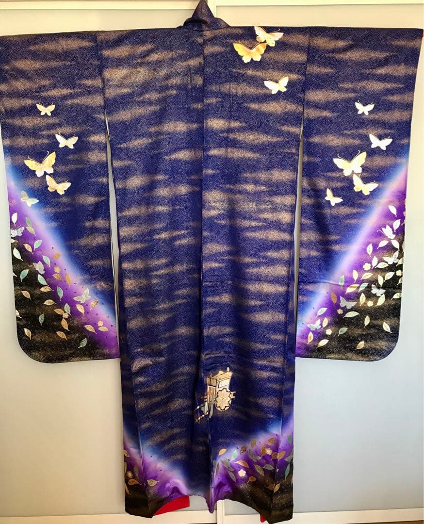 振袖　美品　正絹　濃紫紺色に金　幻想的