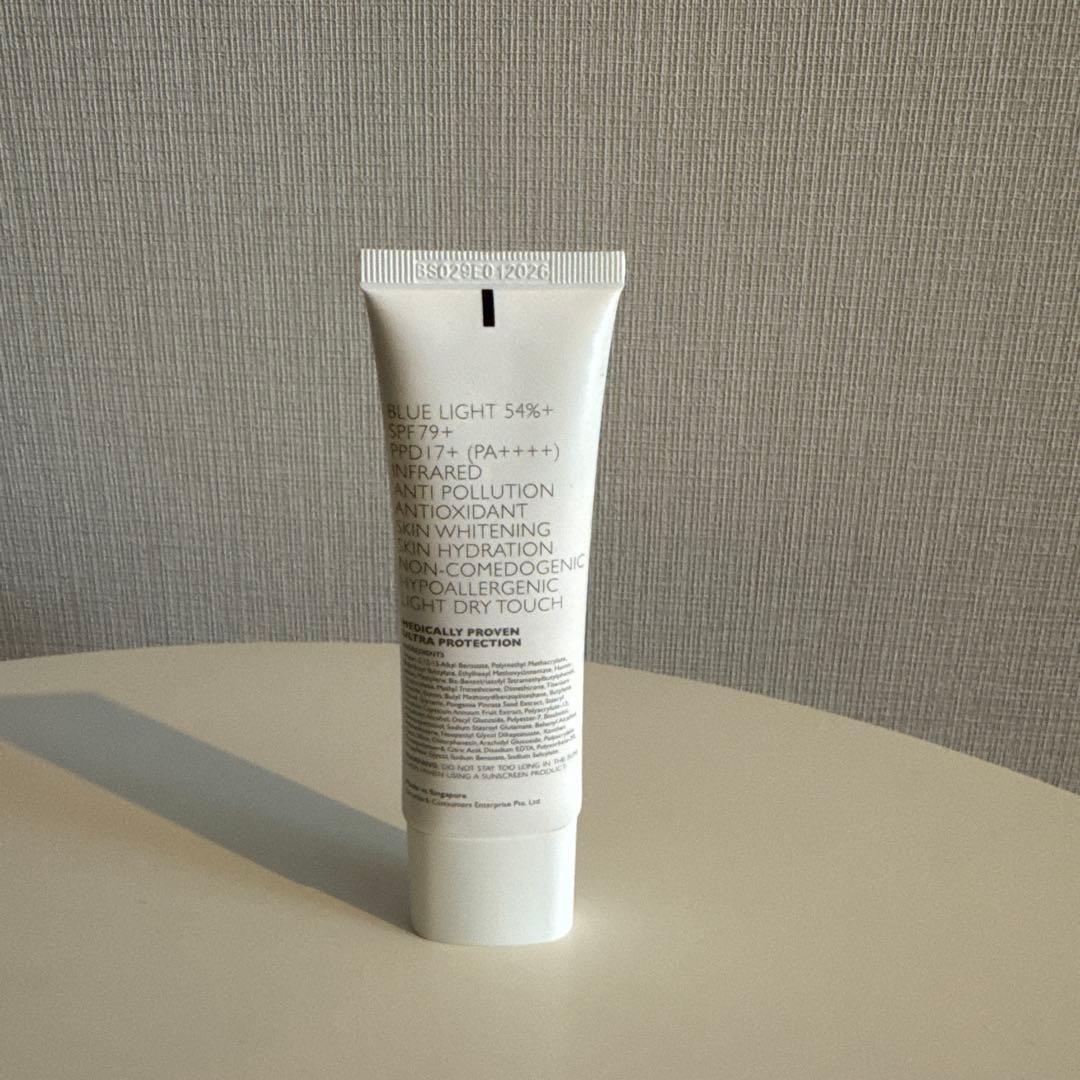 クリスタルトマト　日焼け止め SPF79+