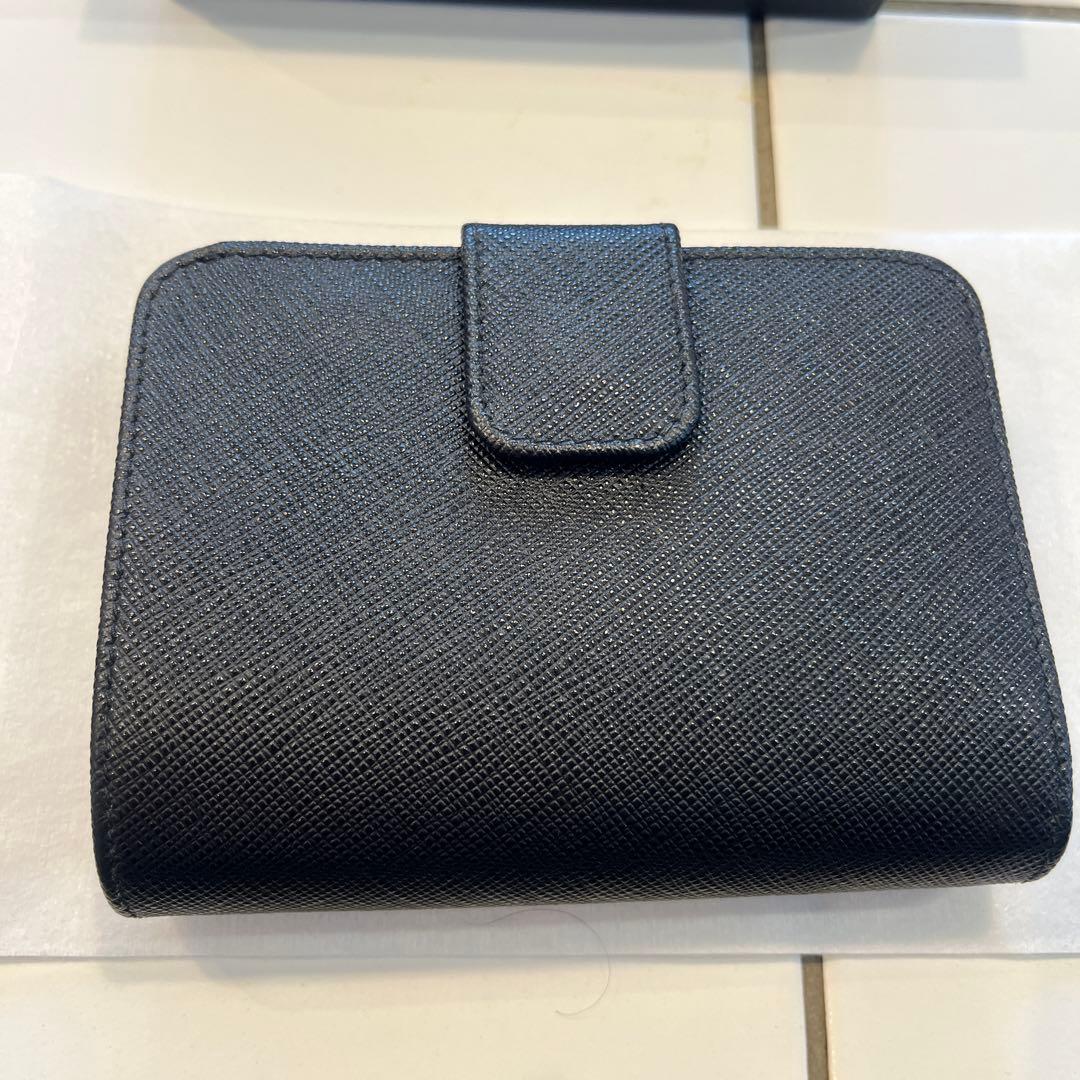 PRADA プラダ サフィアーノトライアングル 財布