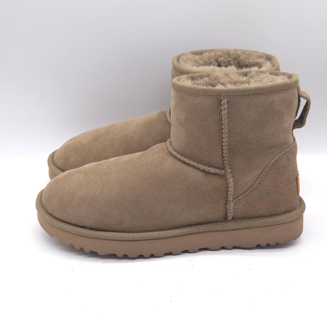 UGG CLASSIC MINI Ⅱ アグ クラシックミニ ボア ムートンブーツ