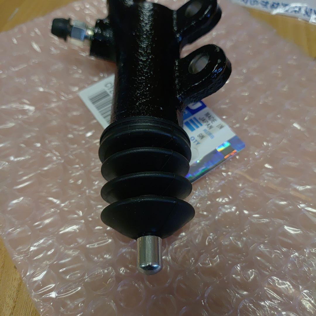 コマツ　KOMATSU　フォークリフト　純正　クラッチレリーズシリンダーassy