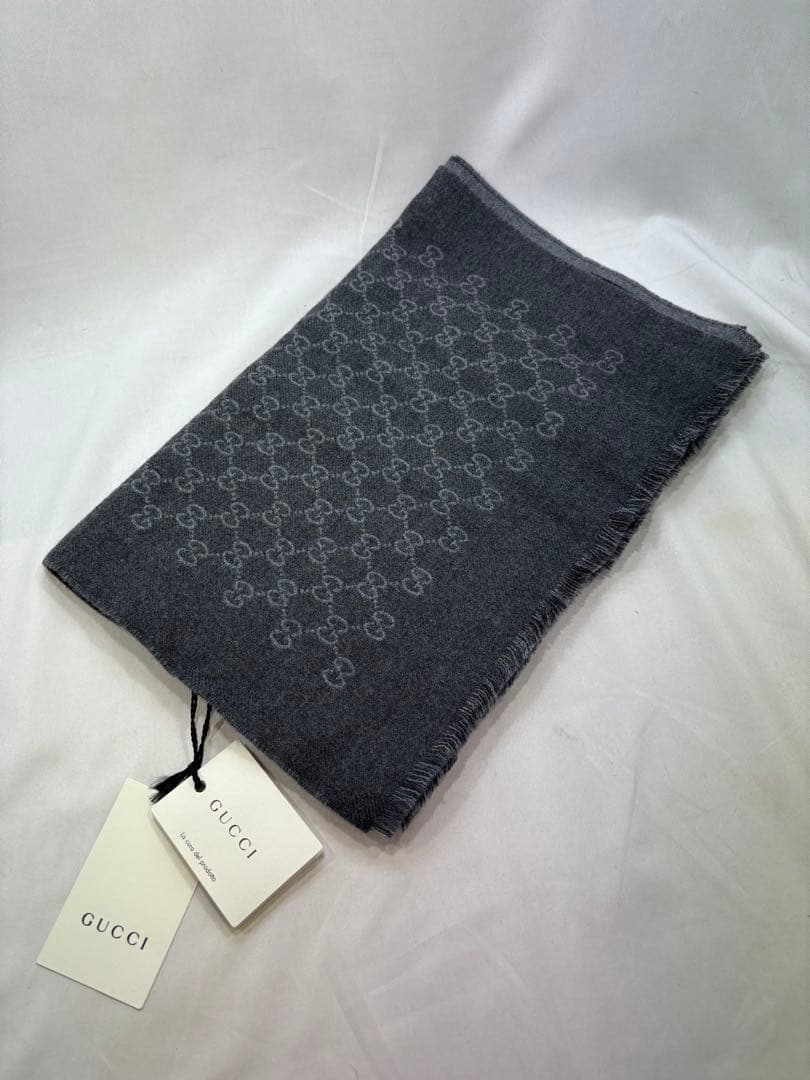 GUCCI マフラー グレー タグ有り