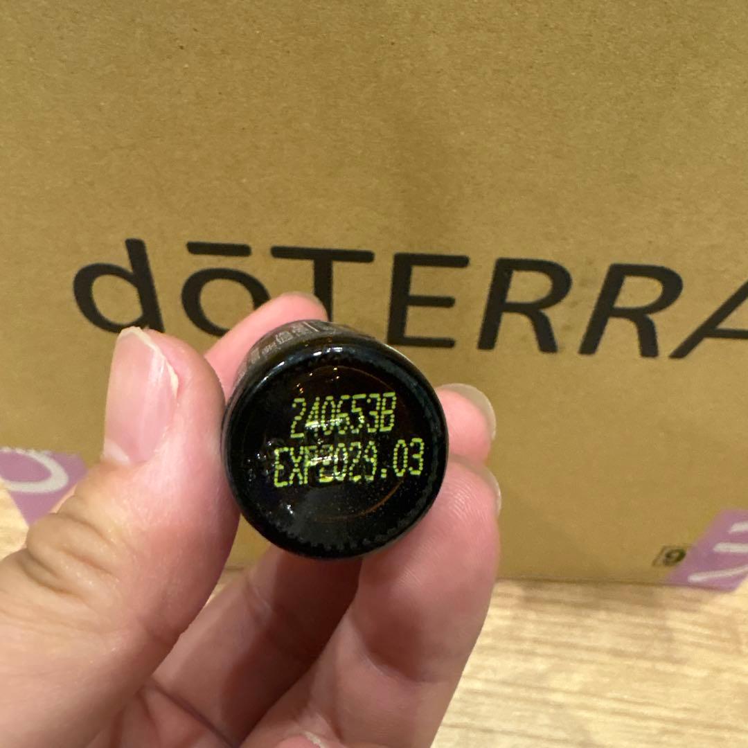 doTERRA 新品未開封 メリッサ5mlドテラ