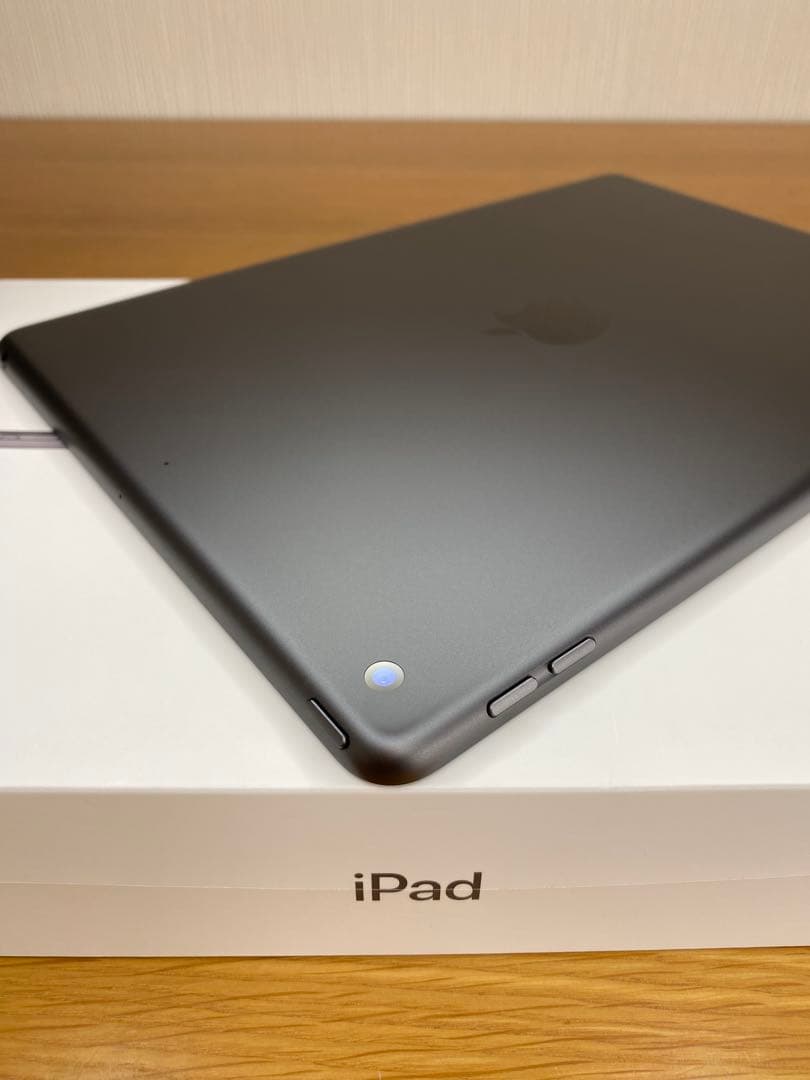 【新品未使用】iPad 第7世代　128GB Wi-Fi iPad本体