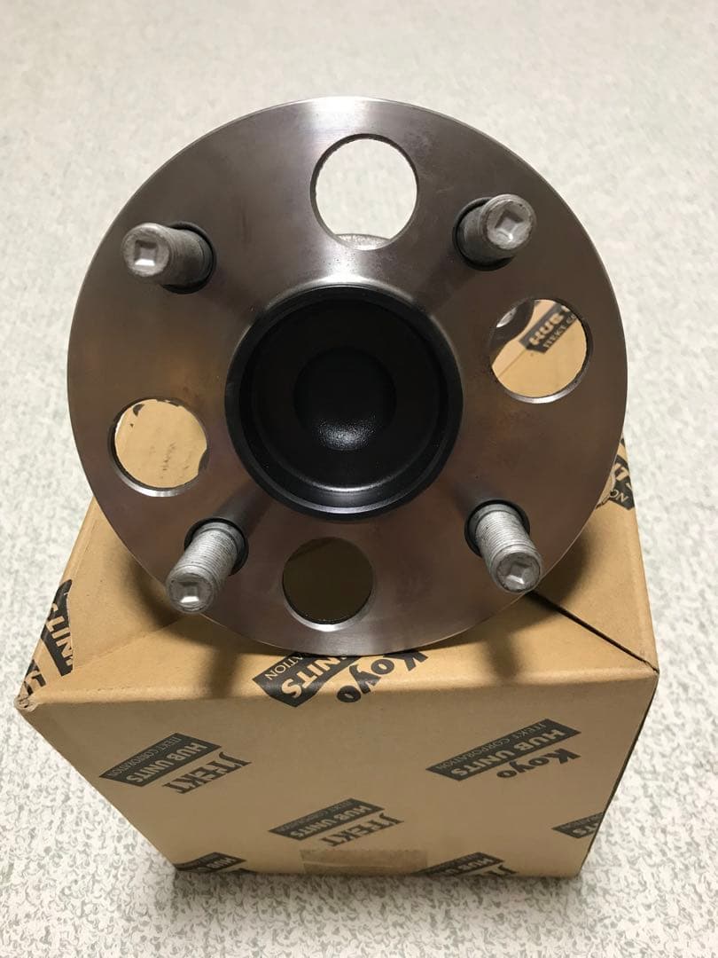新品【トヨタ】リヤアクスルハブ&ベアリングASSY【42450-52061】