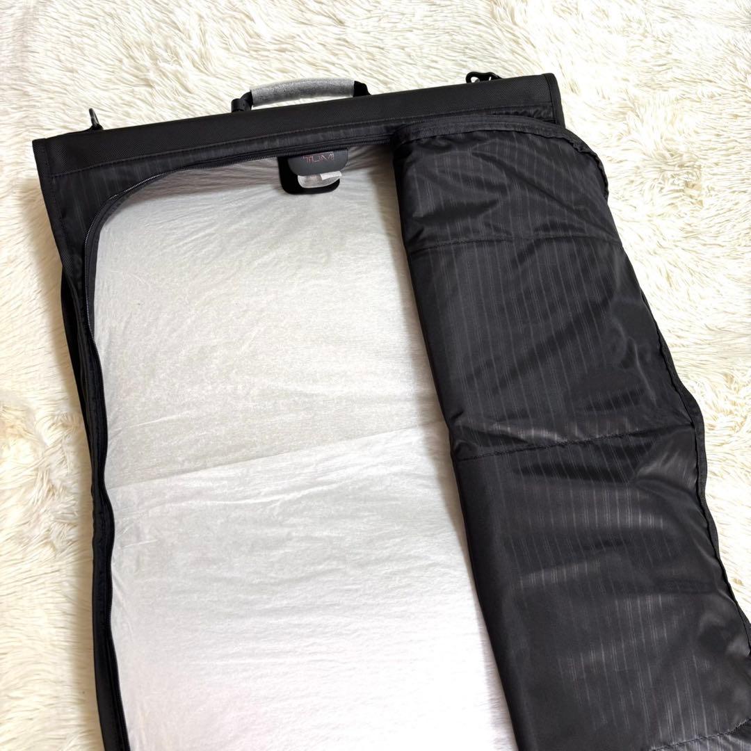 【新品】TUMI トライ フォールド ガーメントケース 22133DH　ブラック