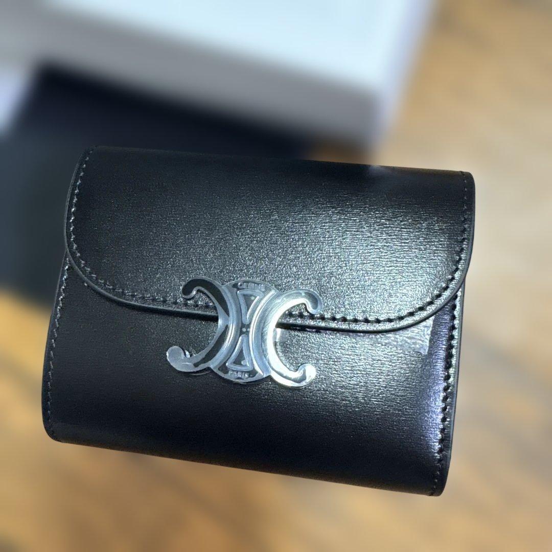 CELINE スモール フラップウォレット トリオンフ