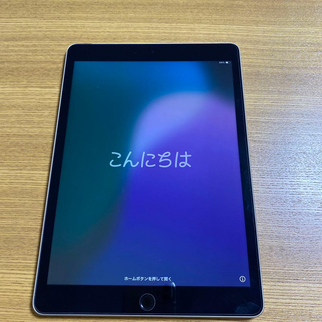 Apple iPad 64G 第9世代　シルバー 本体