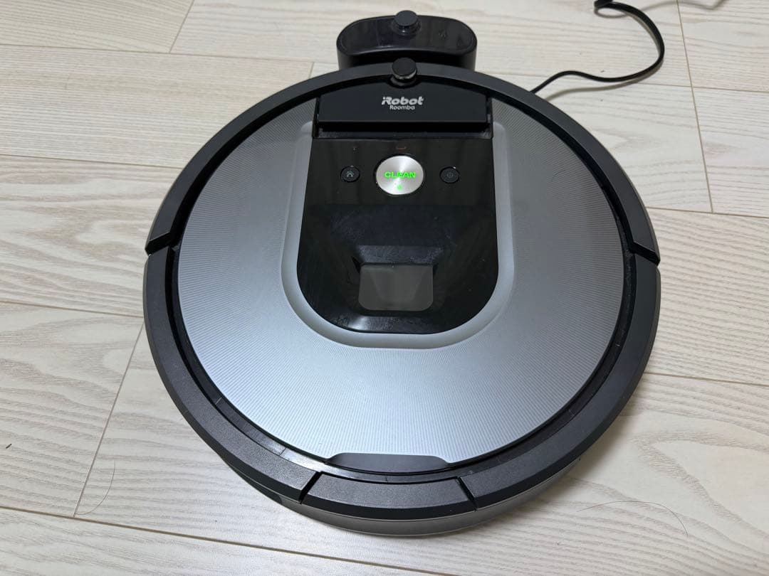 美品　Roomba960 ロボット掃除機本体 充電ドック付き