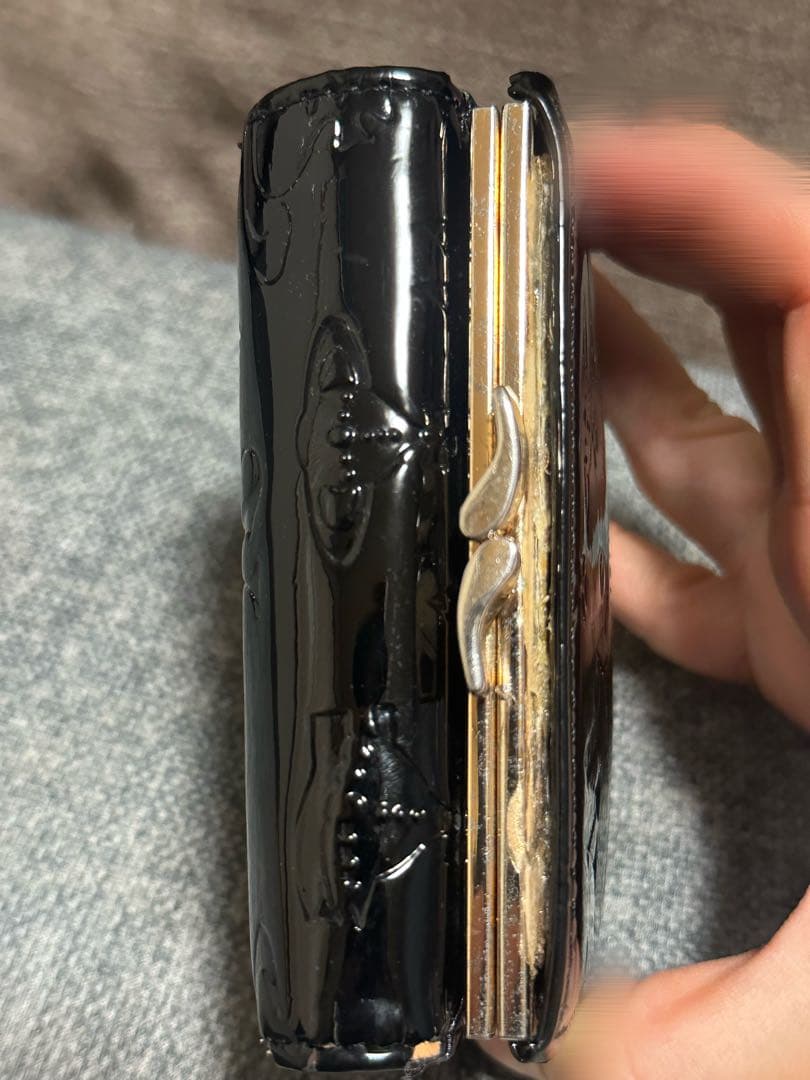 Vivienne Westwood エナメル ブラック 三つ折り財布