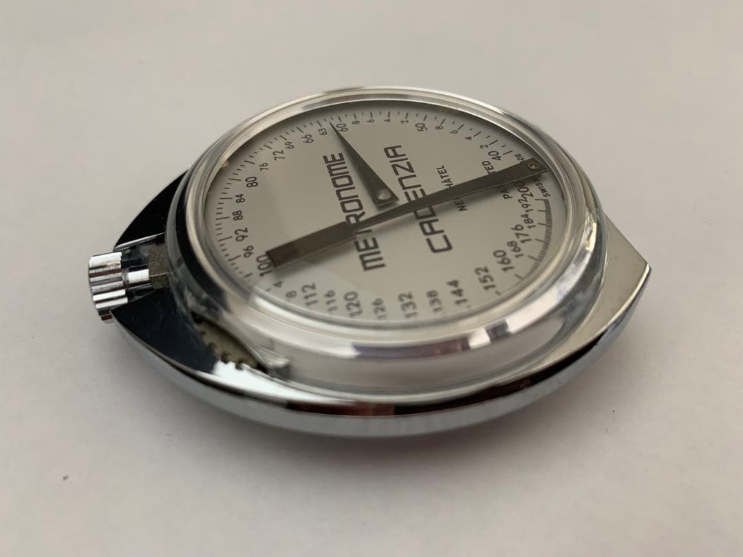 Cadenzia Neuchatel Swiss Madeメトロノーム　手巻き