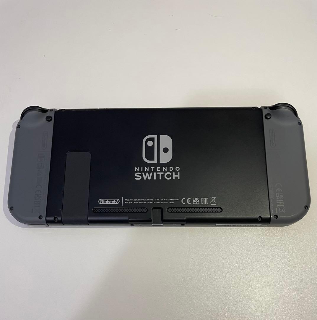 Nintendo Switch（通常モデル）グレー