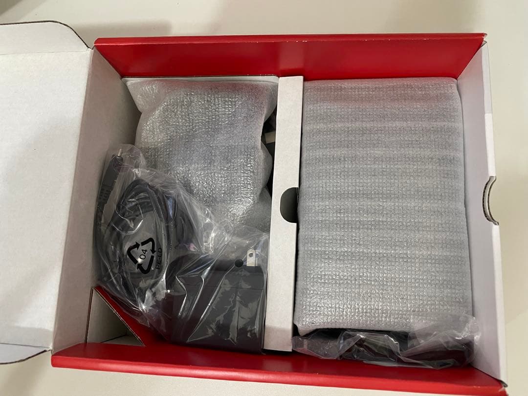 Nintendo Switch（通常モデル）グレー