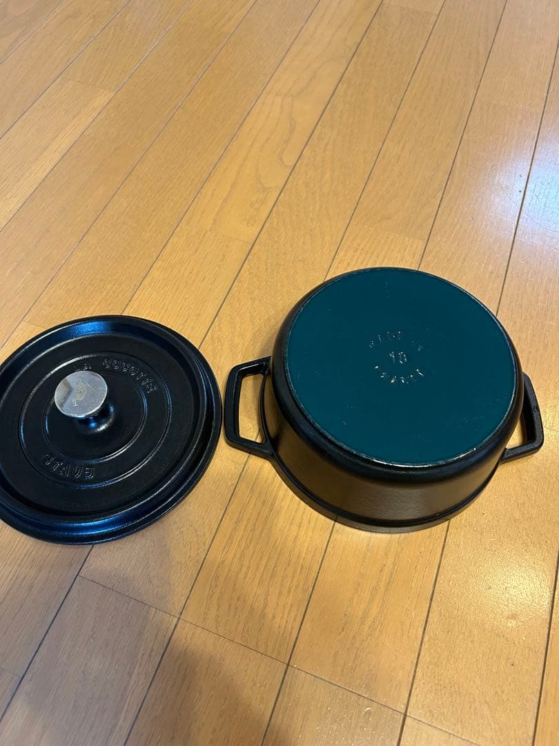 ストウブ 両手鍋 18cm