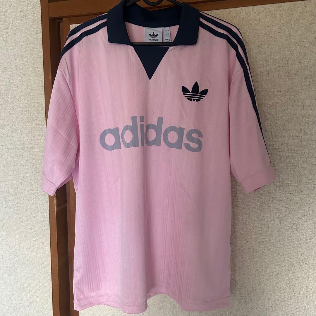 adidas ピンク Vネック 半袖ゲームシャツ