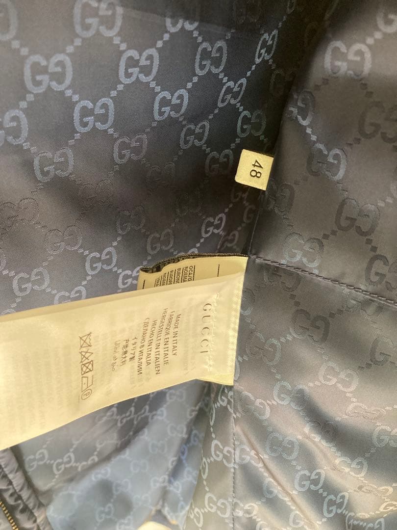 GUCCI メンズ フード付き ダウンベスト