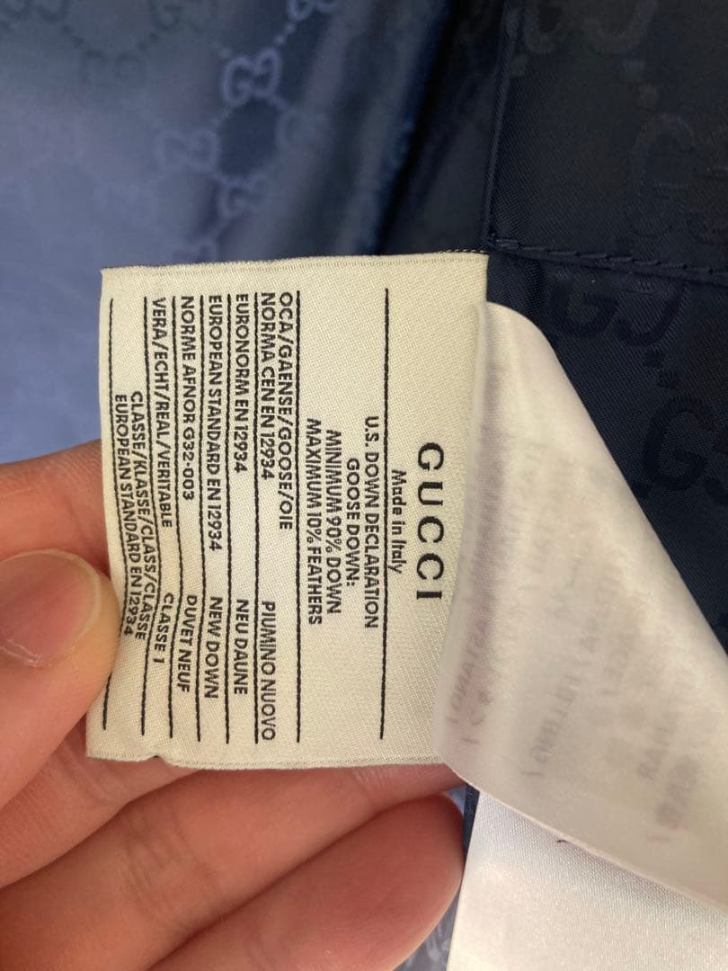 GUCCI メンズ フード付き ダウンベスト