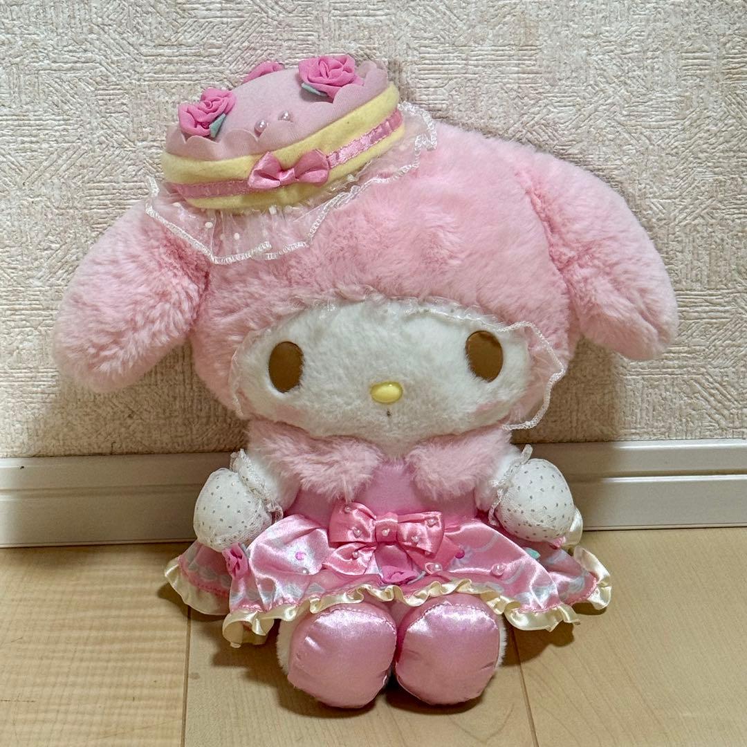 マイメロディ SWEET LOOK BOOK バースデードール 2022