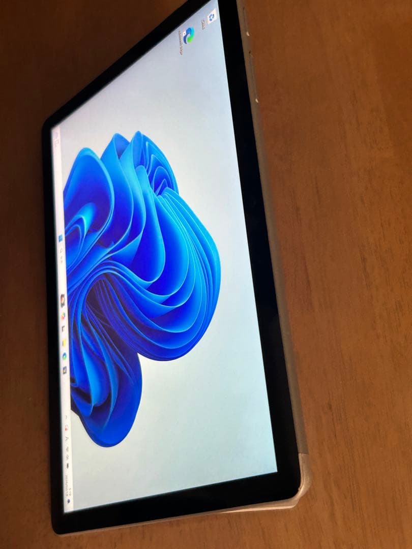 美品 Microsoft surface GO 2