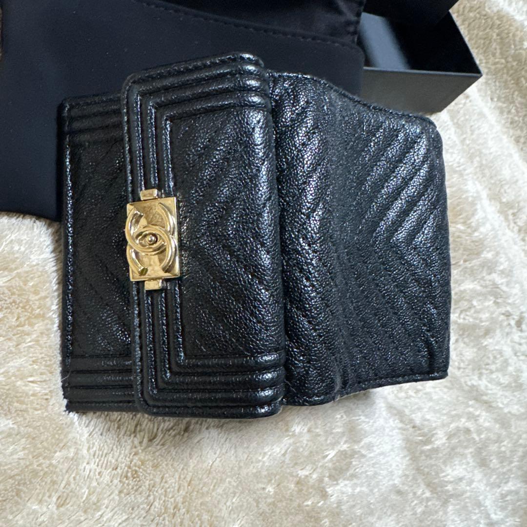 CHANEL ボーイシャネルミニウォレット キャビアスキン