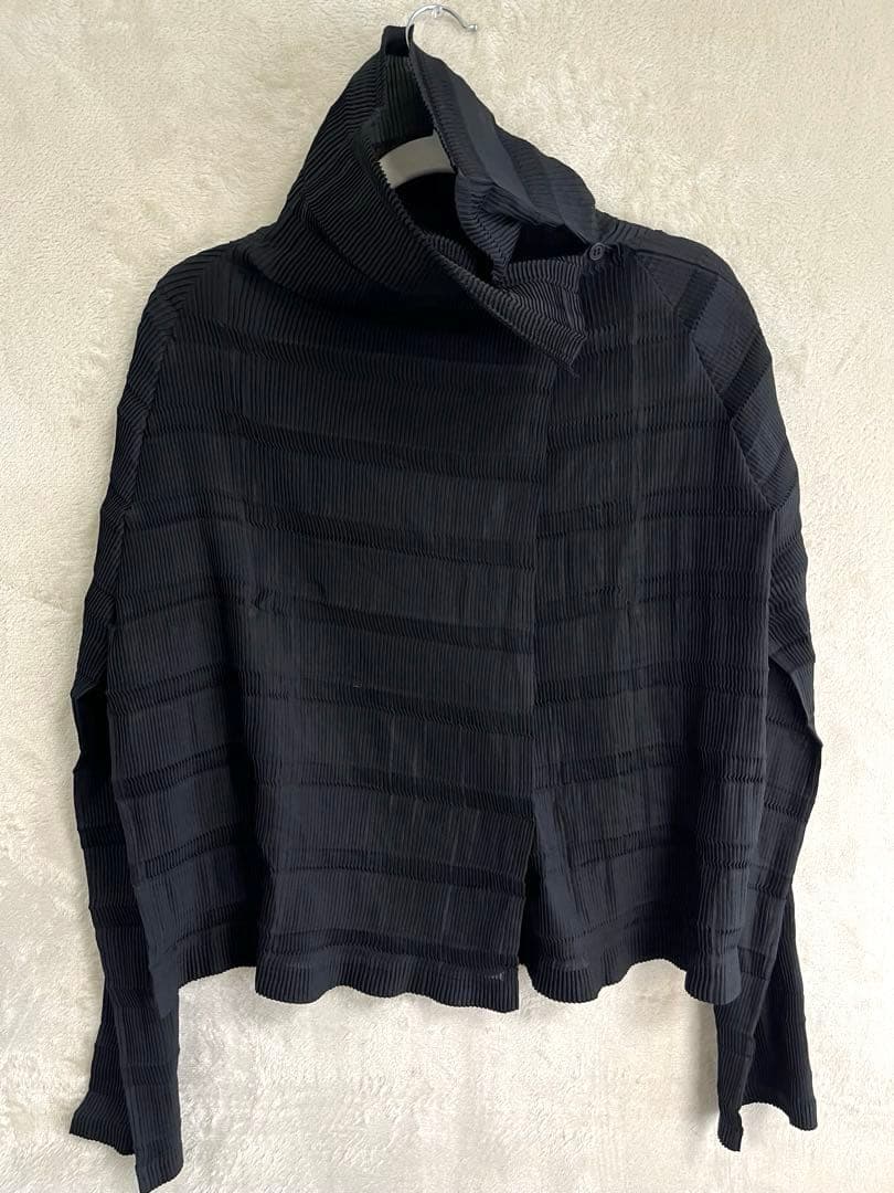 ISSEY MIYAKE イッセイミヤケ　プリーツ　ブラウス　カーディガン