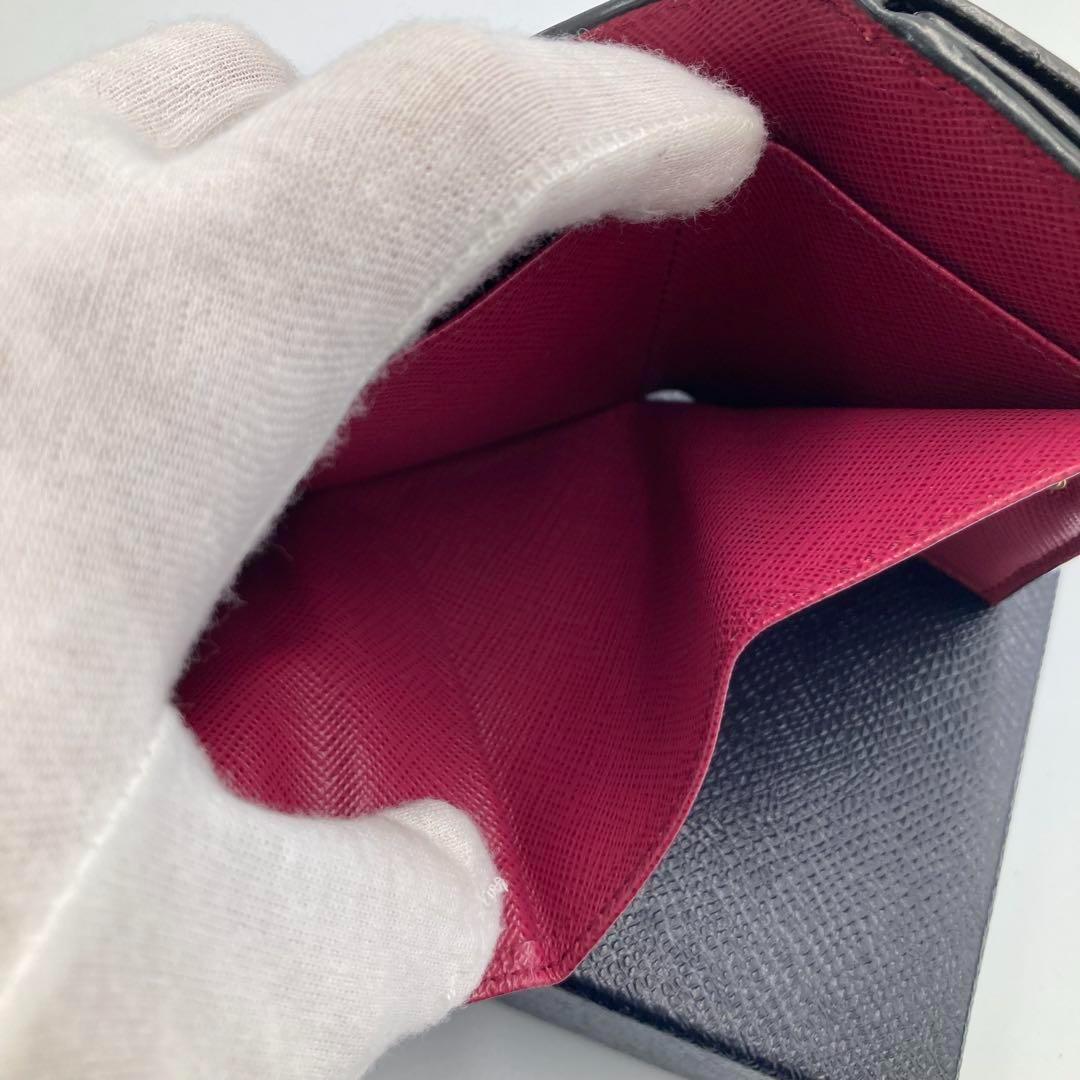 ！極美品！　PRADA プラダ　サフィアーノ　折り財布