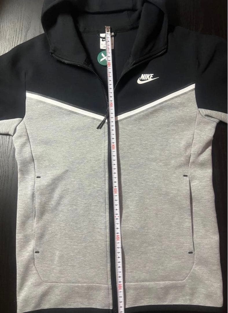 トップス NIKE Tech Fleece