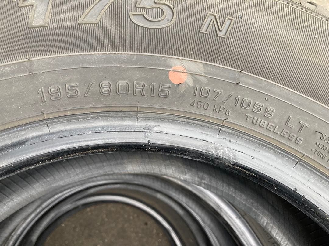 DUNLOP 195/80R15 25年製 夏タイヤ 【南-165 ②】