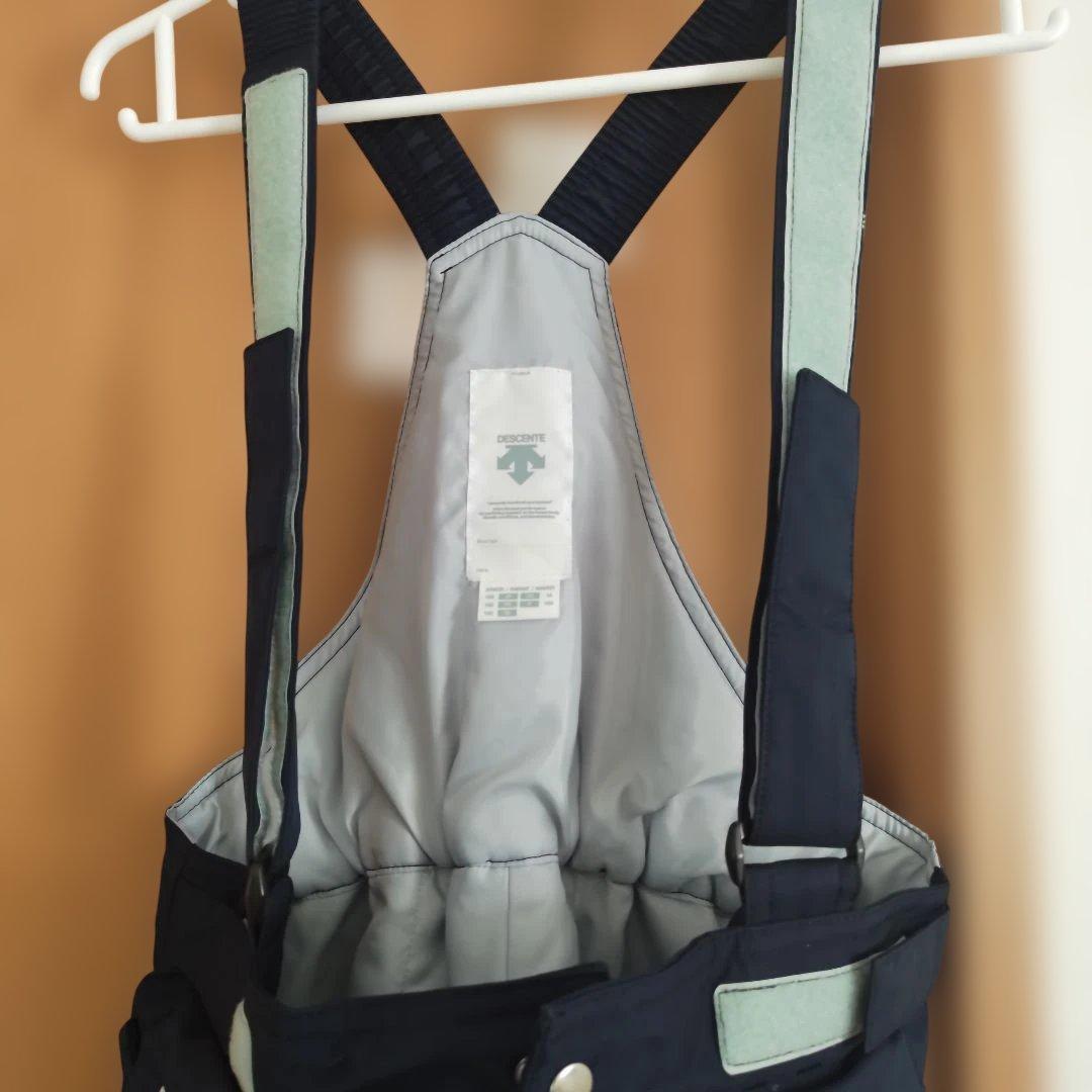 【美品】デサント　ジュニア用スキーウェア上下セット
