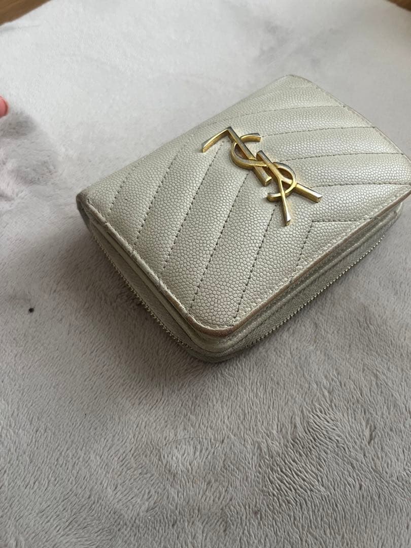 YSL 二つ折り財布 アイボリー キルティング
