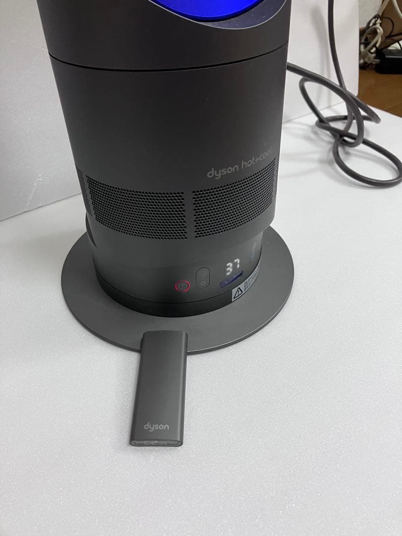 dyson　hot+cool 送風暖房機 純正リモコン付き