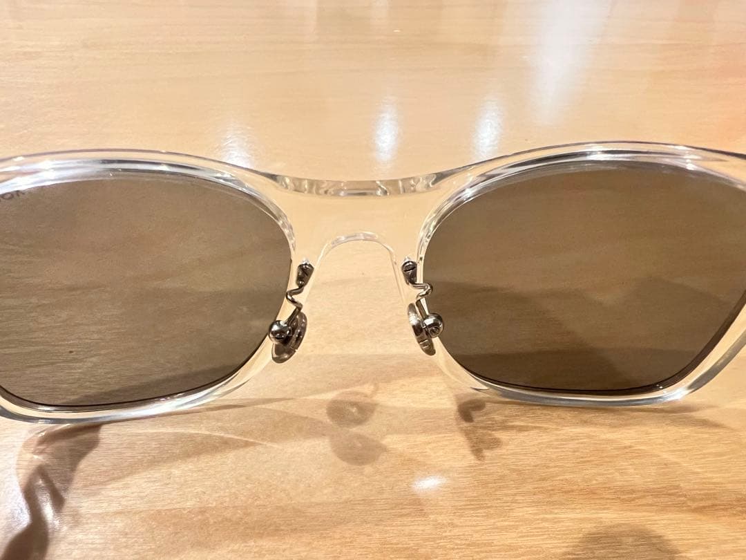 美品　モンクレール　サングラス