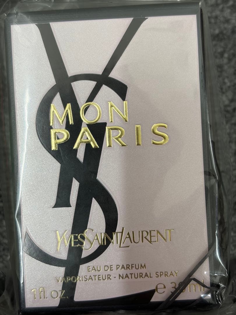 Yves Saint Laurent モンパリ 30ml