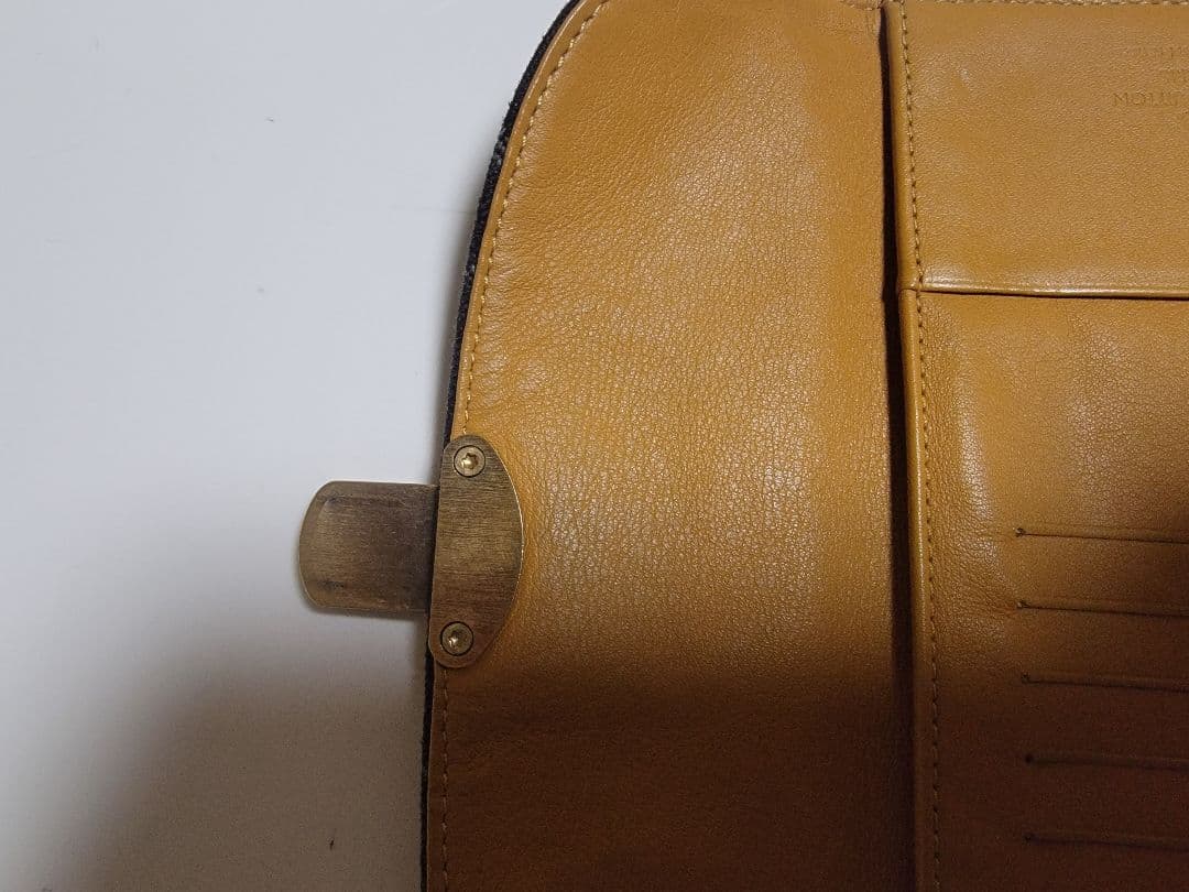 ルイ•ヴィトン（Louis Vuitton) ルイ •ヴィトン ミつ 折り長財布