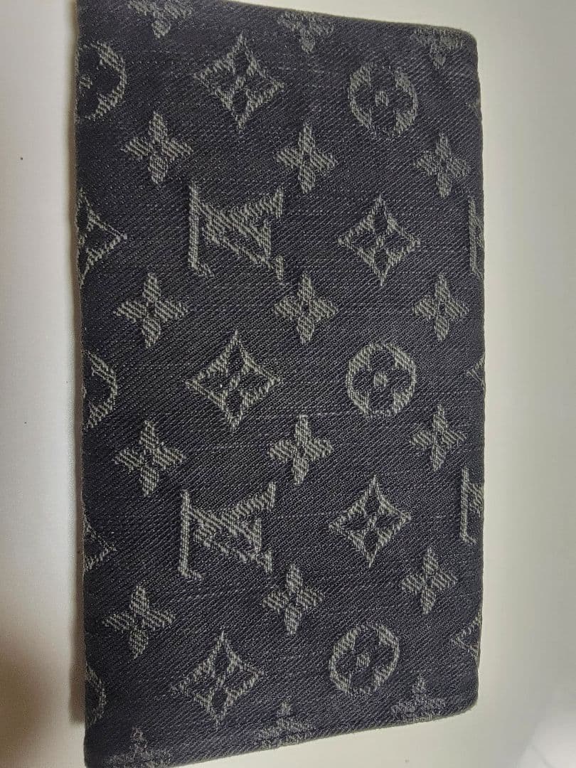 ルイ•ヴィトン（Louis Vuitton) ルイ •ヴィトン ミつ 折り長財布