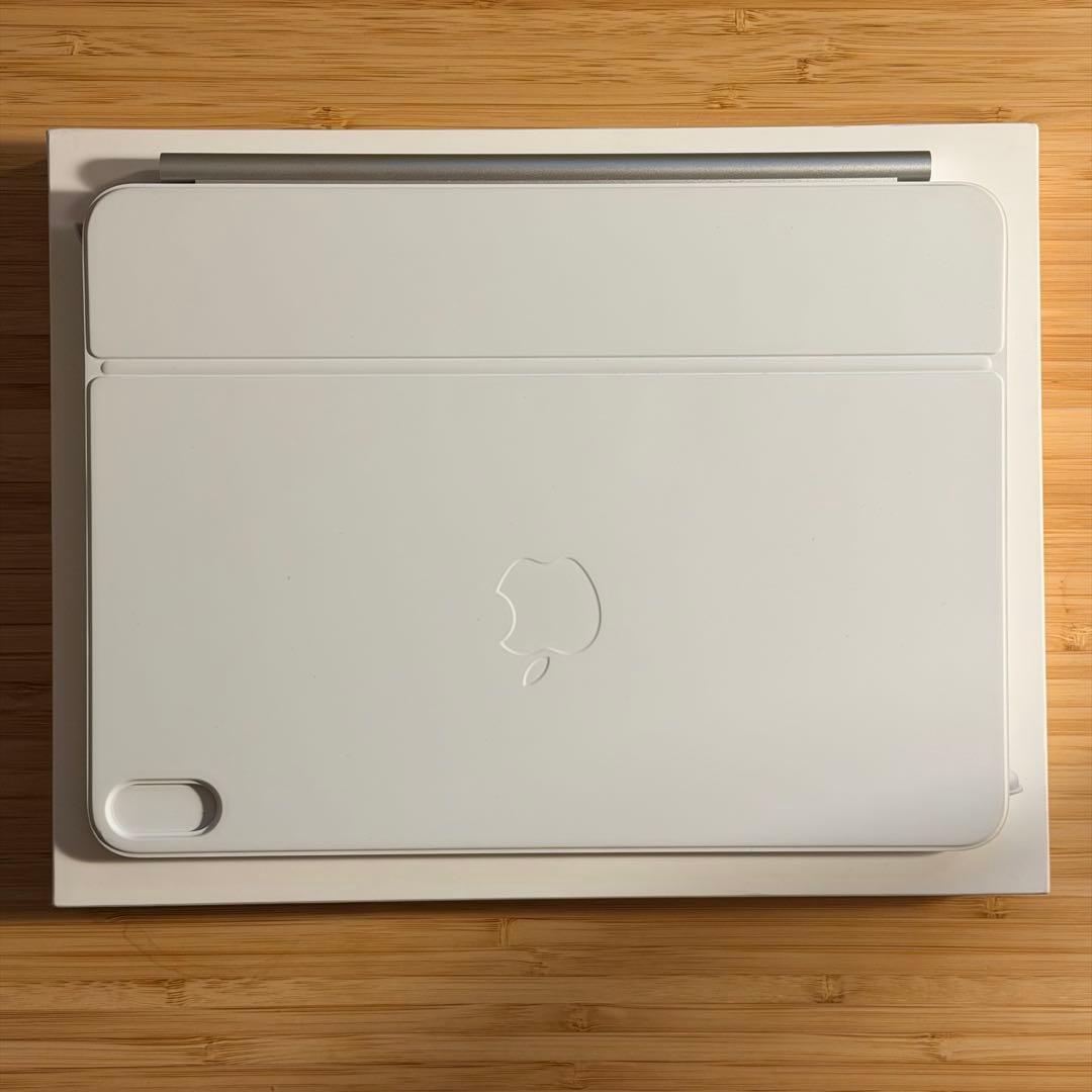 iPad Air Magic Keyboard（ホワイト）