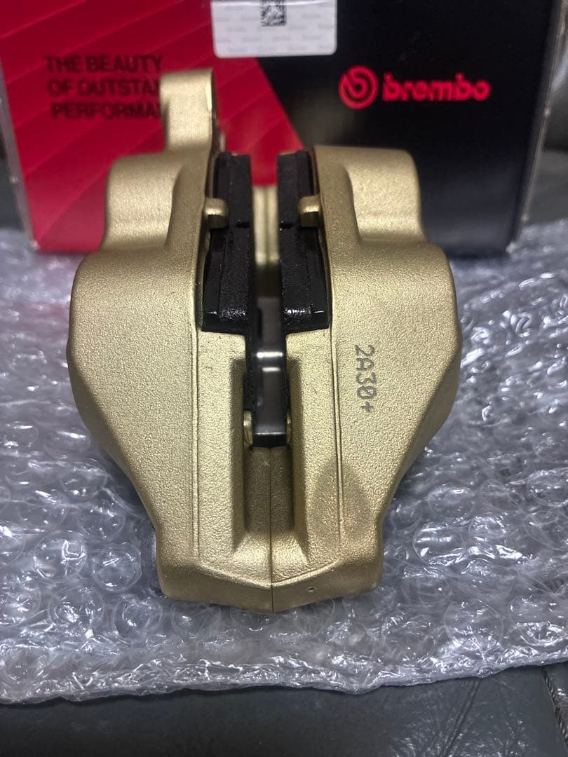 brembo ブレーキキャリパー 4POT 30/34