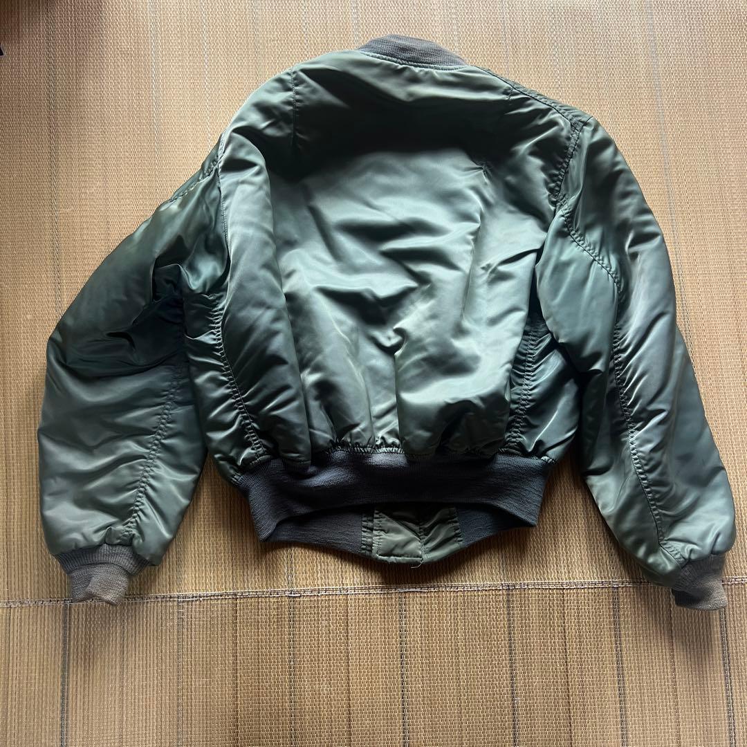 フライトジャケット Lサイズ ナイロン製