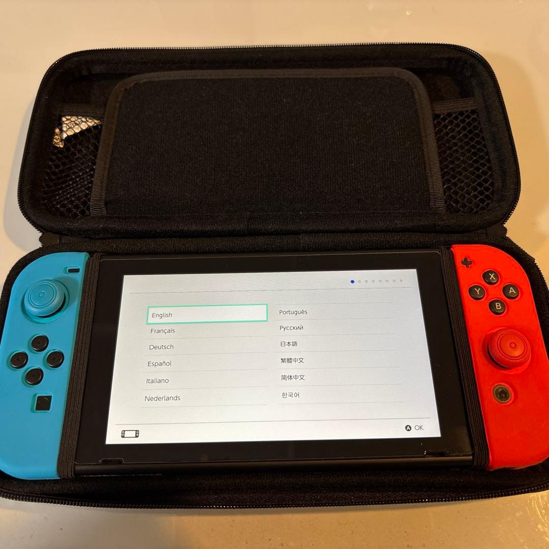 【美品】Nintendo Switch/スイッチ、ケース、液晶フィルム付き