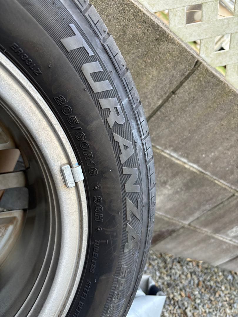 ブリヂストンTURANZA 205/60 R16 XL タイヤ4本