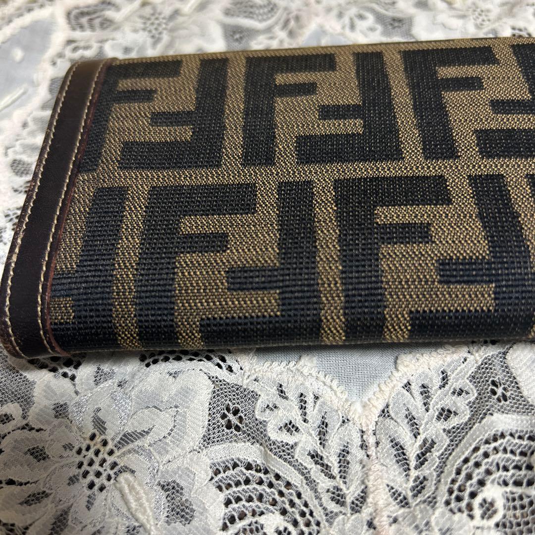 ♡FENDI‼️ITALY製！3つ折り財布♡