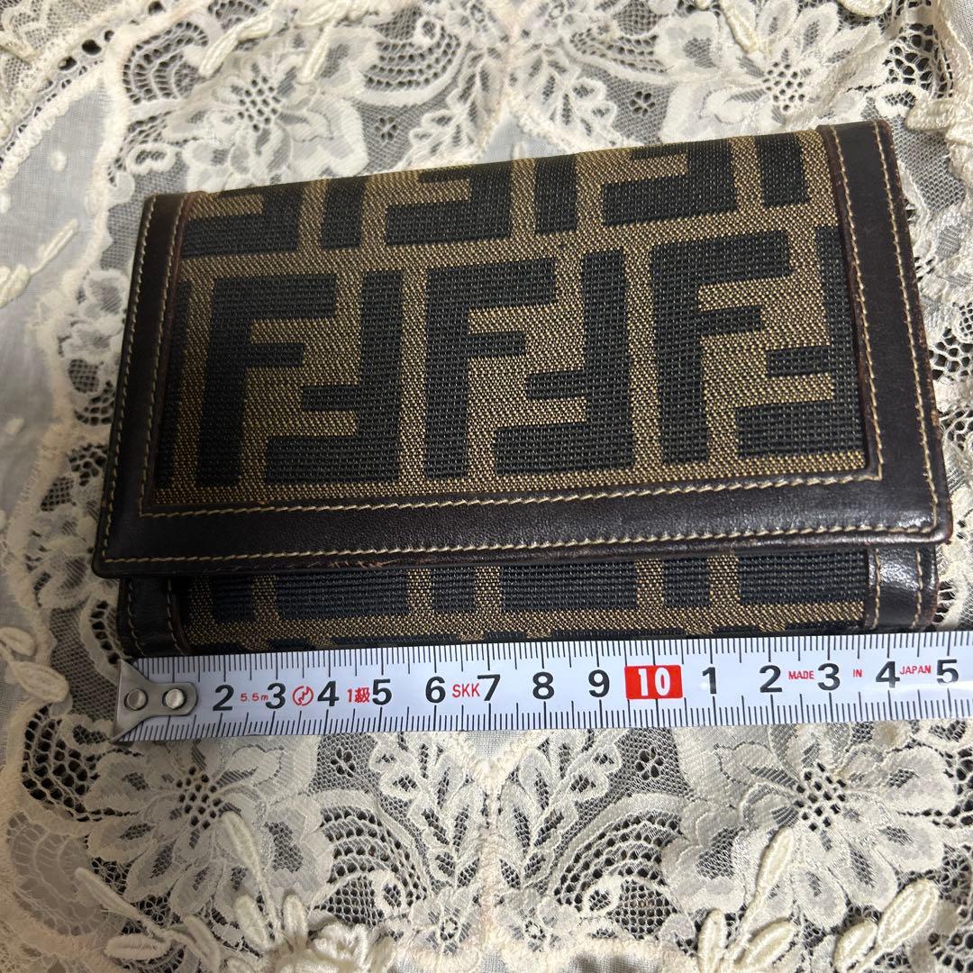 ♡FENDI‼️ITALY製！3つ折り財布♡
