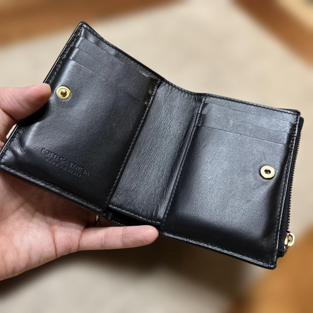 BOTTEGA VENETA ブラック 二つ折り　カセット財布