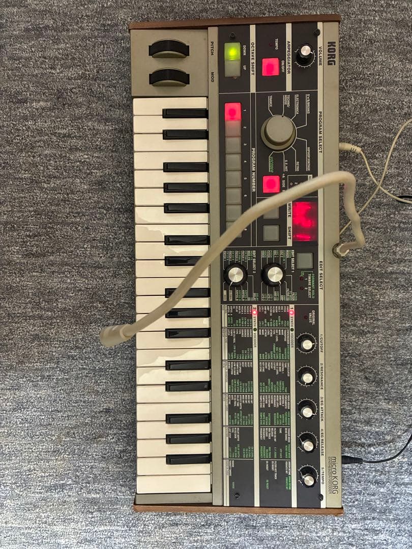 KORG microKORG シンセサイザー