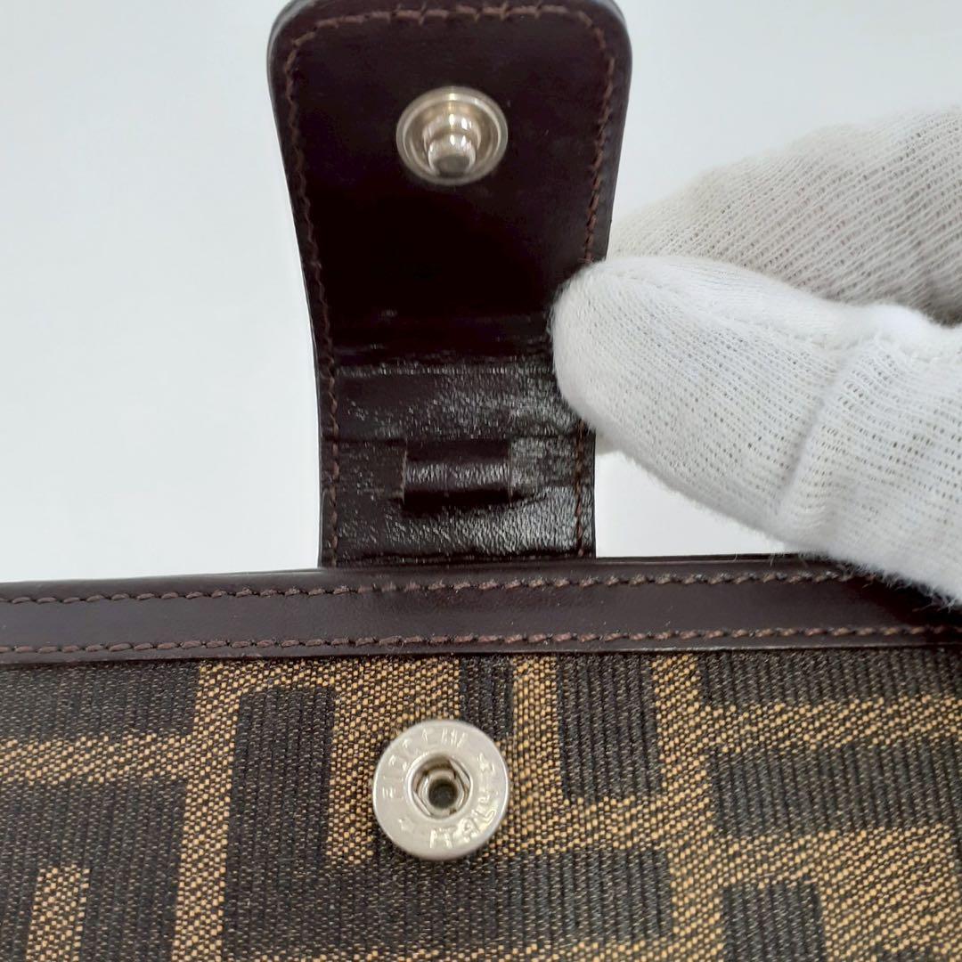 FENDI フェンディ　FFロゴ 手帳　カード入れ　 名刺入れ ブラウン系