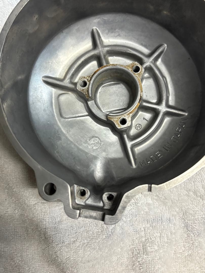 当時物　カワサキ純正 Z400FX ジェネレーターカバー 送料込み！！