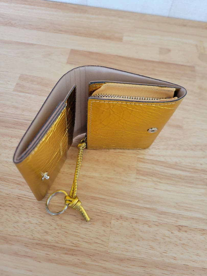新品　タグ付き　MARROW　マロウ　ゴールド　COMPACT WALLET