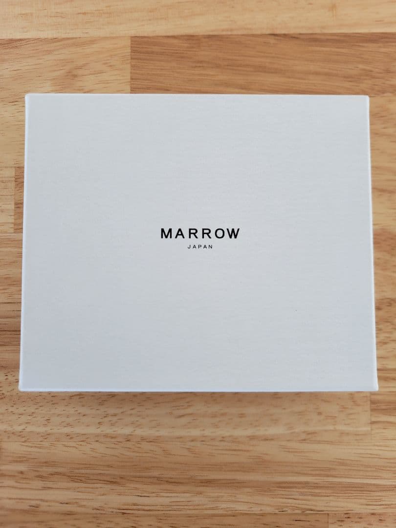 新品　タグ付き　MARROW　マロウ　ゴールド　COMPACT WALLET
