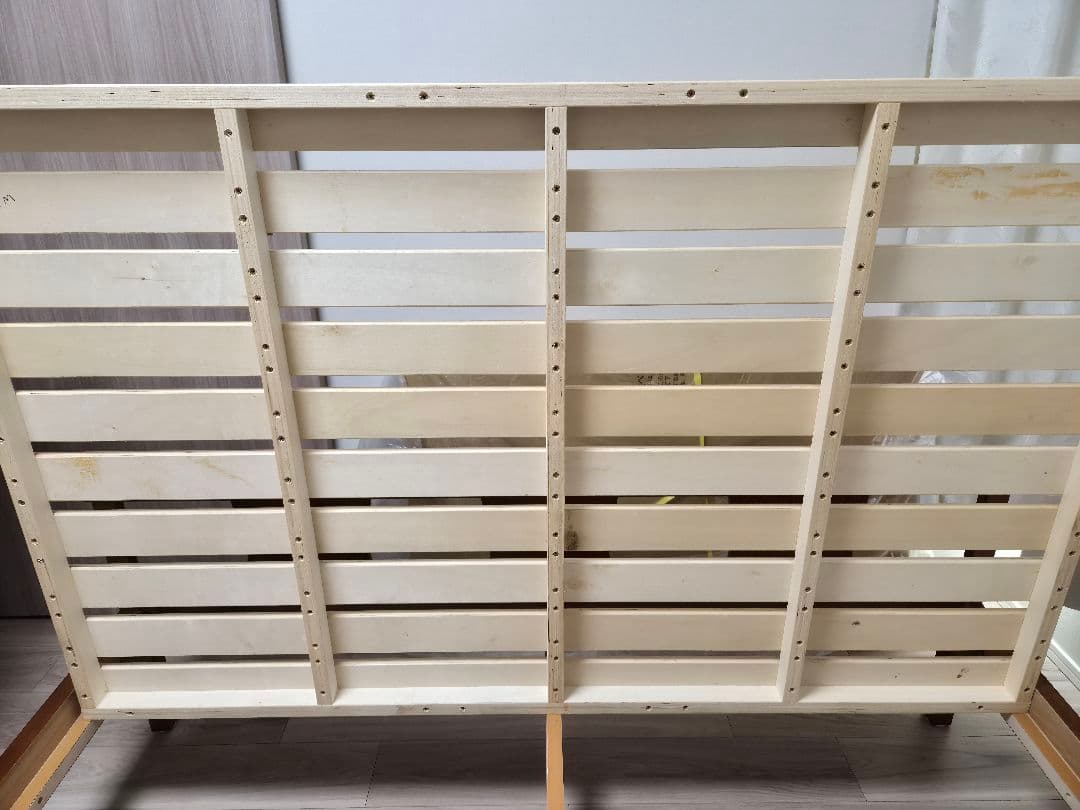 BROOKS BEDクイーンサイズ ACME Furniture 使用5年程度