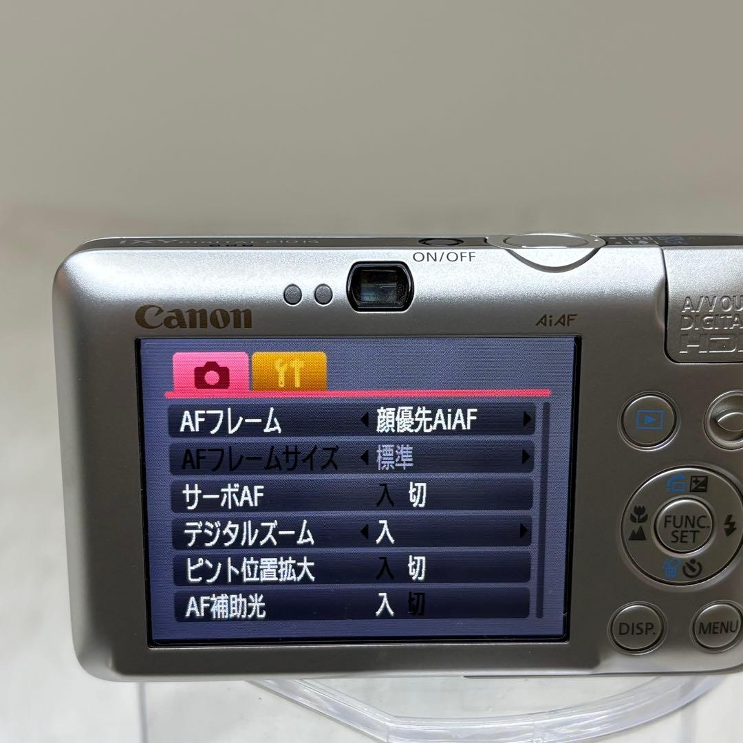 Canon カメラ　IXY 210IS PC1353 シルバー コンデジ　訳あり